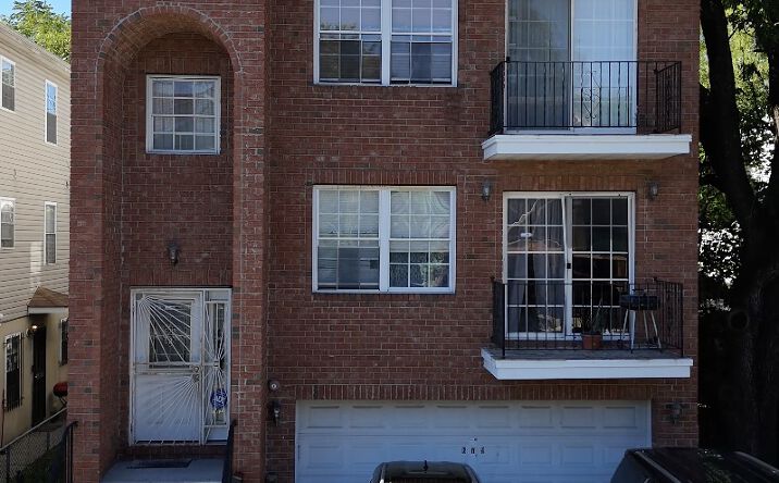 Pictures of Multifamily property located at 679-681 S 18th St, Newark, NJ 07103 for sales - image #1