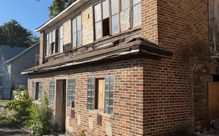 Pictures of Multifamily property located at 1718 S 6th Avenue, Maywood, IL 60153 for sales - image #1
