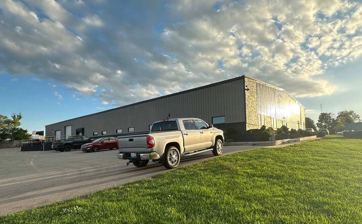 Pictures of Industrial property located at 3239 3 Mile Rd NW, Grand Rapids, MI 49534 for sales - image #1
