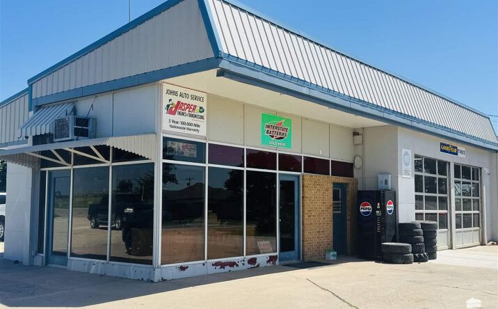 Pictures of Office property located at 2000 W Walnut Street, Herington, KS 67449 for sales - image #1
