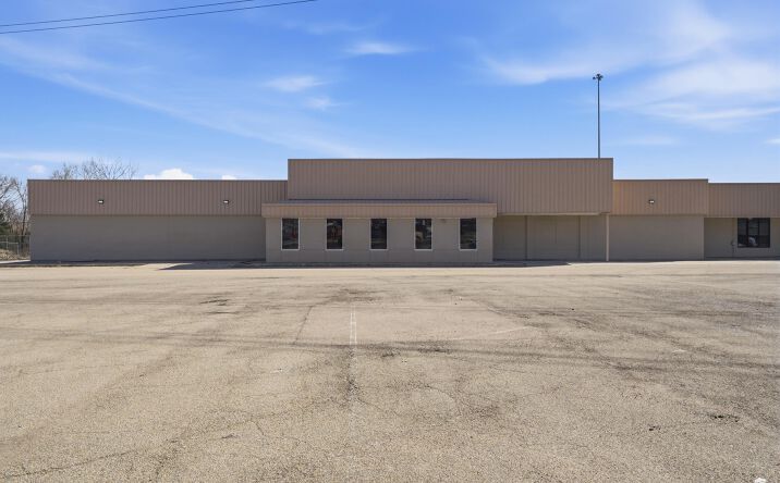 Pictures of Office property located at 1023 S Washington Street, Junction City, KS 66441 for sales - image #1