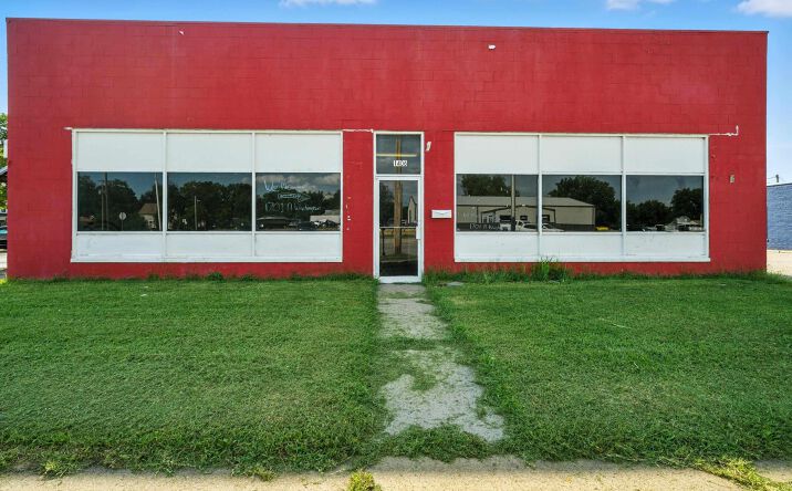 Pictures of Business for Sale property located at 1406 N Washington Street, Junction City, KS 66441 for sales - image #1