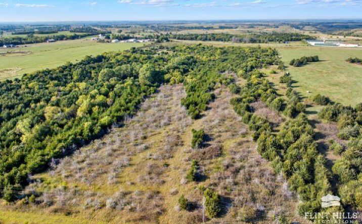 Pictures of Land property located at Tuttle Creek Boulevard, Manhattan, KS 66503 for sales - image #1