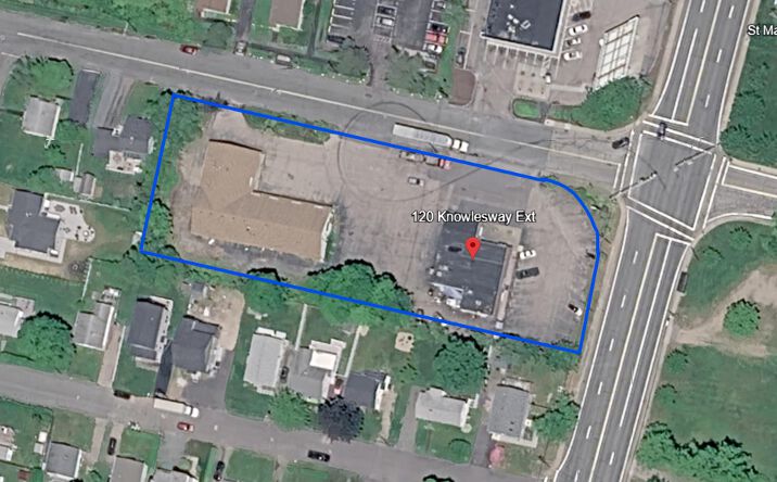 Pictures of Retail property located at 120 Knowlesway Ext, Narragansett, RI 02882 for sales - image #1