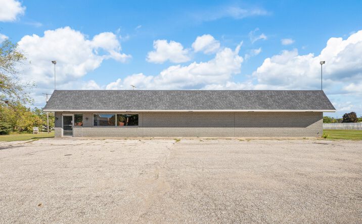 Pictures of Retail property located at 0 N Cleveland Rd., Galien, MI 49113 for sales - image #1