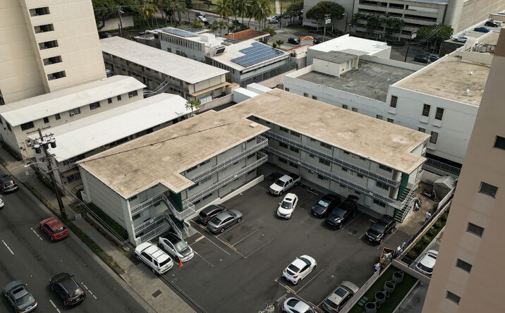 Pictures of Multifamily property located at 809 Kinau St, Honolulu, HI 96813 for sales - image #1