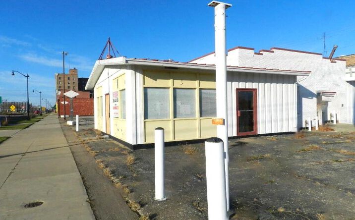 Pictures of Retail, Office property located at 287 E Main Street, Benton Harbor, MI 49022 for sales - image #1