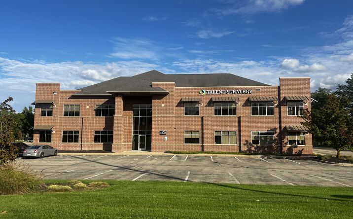 Pictures of Office property located at 4020 East Beltline Ave NE, Grand Rapids, MI 49525 for sales - image #1