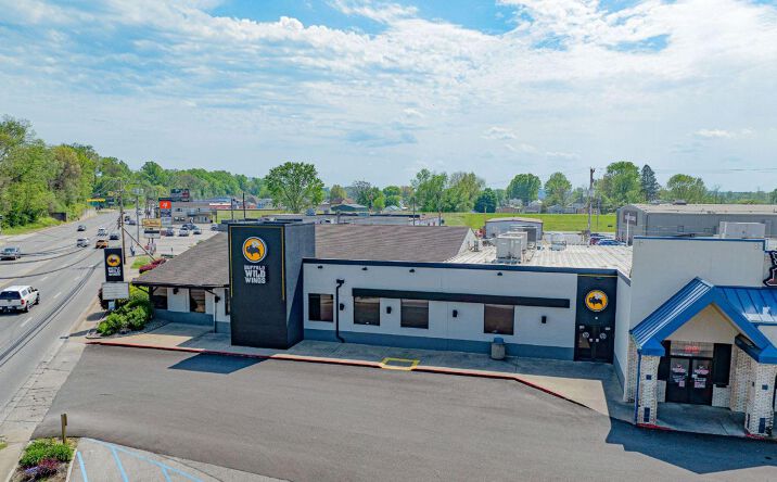 Pictures of Retail property located at 100 Lakeview Ctr, Parkersburg, WV 26101 for sales - image #1