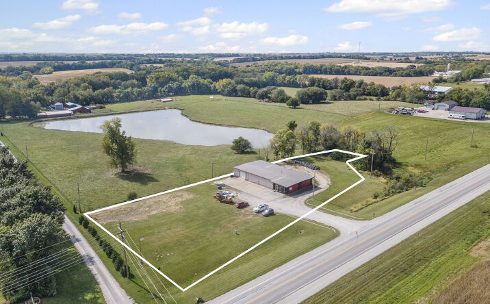 Pictures of Business for Sale, Office, Retail, Industrial property located at 3160 W Arrow Street, Marshall, MO 65340 for sales - image #1