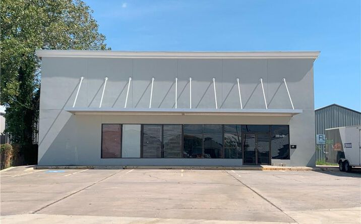 Pictures of Mixed Use, Office, Retail, Special Purpose property located at 904 Hwy 35 South, Rockport, TX 78382 for sales - image #1