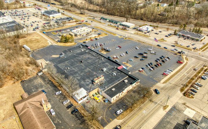 Pictures of Retail property located at 210 W Carleton Road, Hillsdale, MI 49242 for sales - image #1