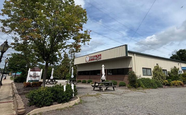 Pictures of Retail property located at 522 N Main Street, Farmville, VA 23901 for sales - image #1