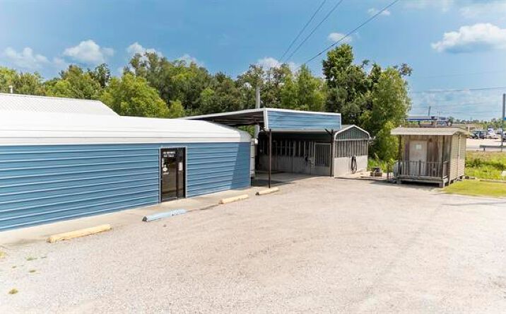 Pictures of Special Purpose, Business for Sale property located at 5129 W Main St, Houma, LA 70360 for sales - image #1