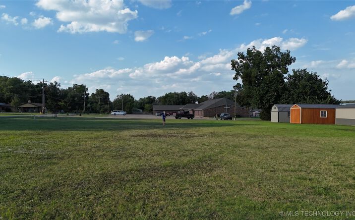Pictures of Land property located at 6001 W 41st Street S, Tulsa, OK 74107 for sales - image #1