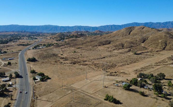 Pictures of Industrial property located at South Riverside, Perris, CA 92570 for sales - image #1