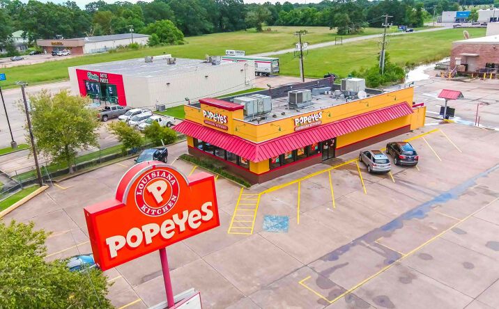 Pictures of Retail property located at 401 Tate Cove Rd, Ville Platte, LA 70586 for sales - image #1