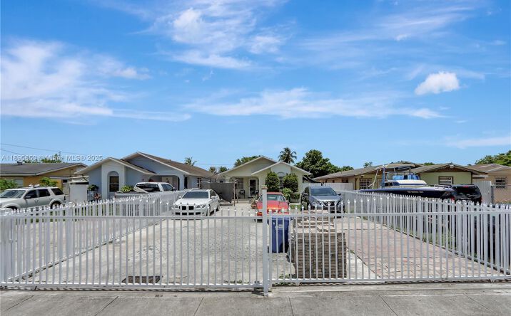 Pictures of Multifamily property located at 15801 NW 47th Ave, Miami Gardens, FL 33054 for sales - image #1