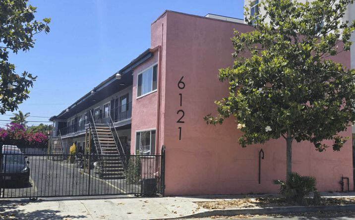 Pictures of Multifamily property located at 6736-6800 West Blvd, Los Angeles, CA 90043 for sales - image #1