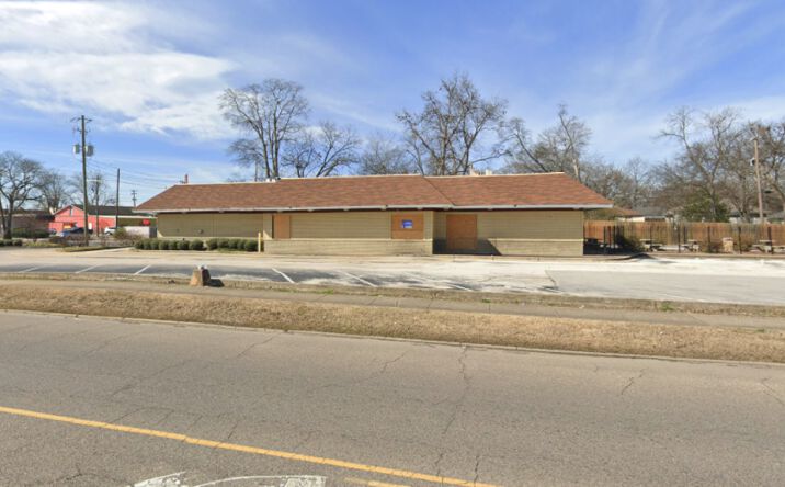 Pictures of Retail property located at 3520 Avenue E, Birmingham, AL 35218 for sales - image #1