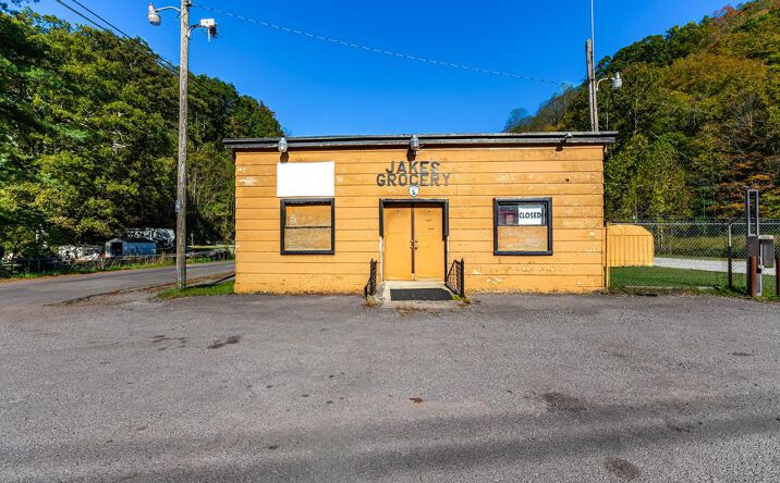 Pictures of Special Purpose, Land property located at Cherokee Road, Northfork, WV 24868 for sales - image #1
