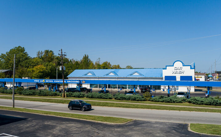 Pictures of Retail property located at 8408 Preston Hwy, Louisville, KY 40219 for sales - image #1