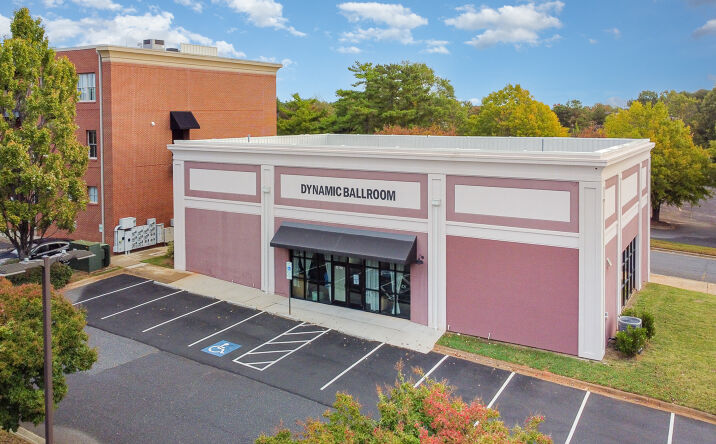 Pictures of Mixed Use, Office, Retail, Special Purpose property located at 19625 Bethel Church Rd, Cornelius, NC 28031 for sales - image #1