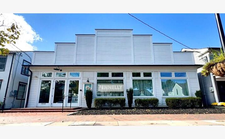 Pictures of Retail property located at 29 N Main St, Cranbury, NJ 08512 for sales - image #1