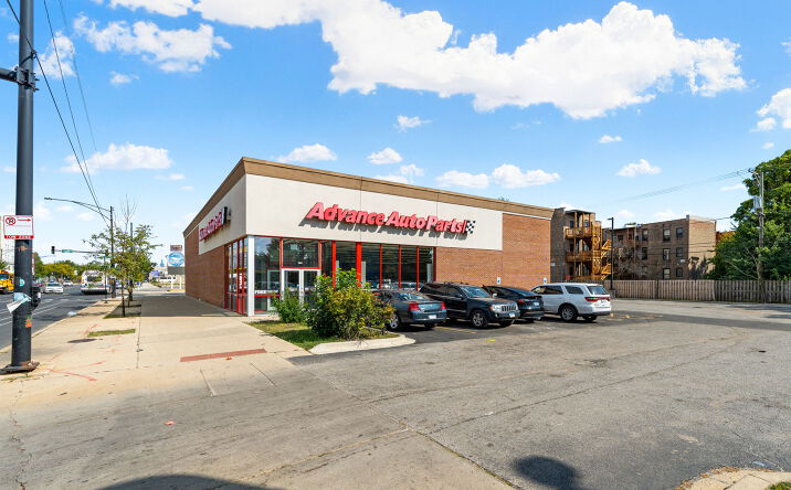 Pictures of Retail property located at 5001 W Madison St, Chicago, IL, Chicago, IL null for sales - image #1