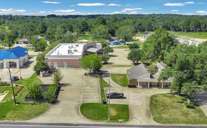 Pictures of Retail, Office, Special Purpose property located at 700 S John Redditt Dr, Lufkin, TX 75904 for sales - image #1