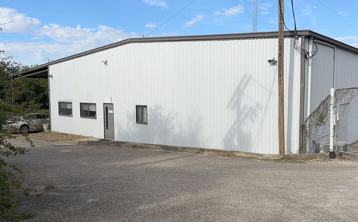 Pictures of Industrial property located at 8862 US-290, Austin, TX 78736 for sales - image #1