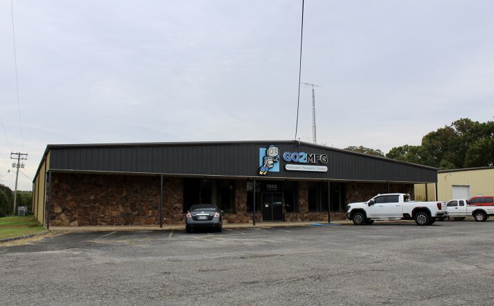 Pictures of Industrial property located at 1060 1st Ave NE, Gravette, AR 72736 for sales - image #1