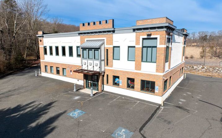Pictures of Retail property located at 1701 Pottstown Pike, Pottstown, PA 19465 for sales - image #1