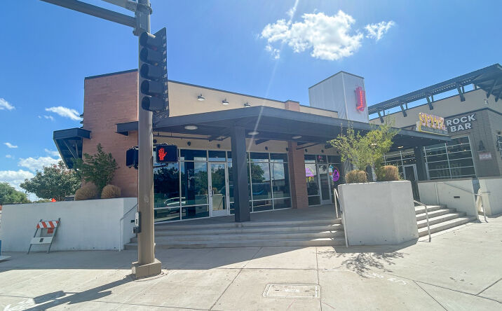 Pictures of Retail property located at 301 S Arizona Ave, Chandler, AZ 85225 for sales - image #1