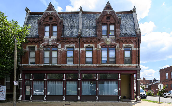 Pictures of Multifamily property located at 1956 Sidney St, Saint Louis, MO 63104 for sales - image #1