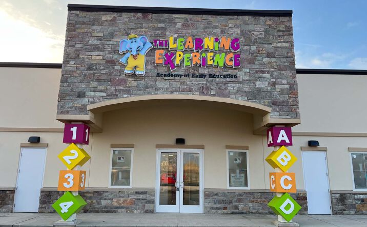 Pictures of Retail property located at 2264 Byron View Dr, Byron Center, MI 49315 for sales - image #1