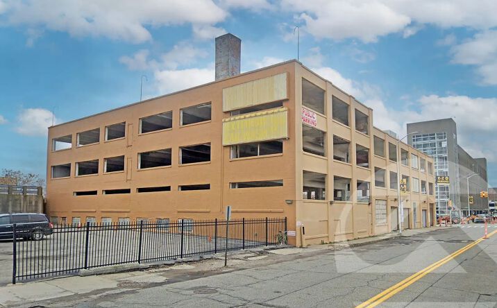 Pictures of Retail, Special Purpose property located at 31 W Baltimore St, Detroit, MI 48202 for sales - image #1