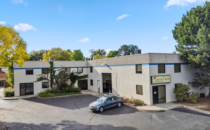 Pictures of Industrial, Office, Retail property located at 10855 Irma Dr, Northglenn, CO 80233 for sales - image #1