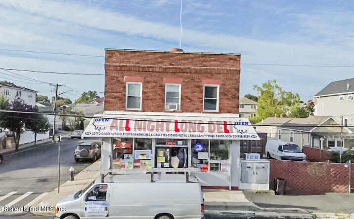 Pictures of Business for Sale property located at 508 Midland Avenue, Staten Island, NY 10306 for sales - image #1