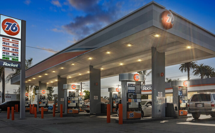 Pictures of Retail property located at 11515 Atlantic Ave, Lynwood, CA 90262 for sales - image #1