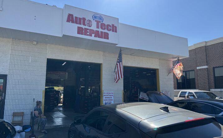Pictures of Business for Sale property located at 679 W Poplar Ave, Collierville, TN 38017 for sales - image #1