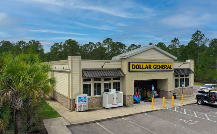 Pictures of Retail property located at 3950 FL-44, New Smyrna Beach, FL 32168 for sales - image #1