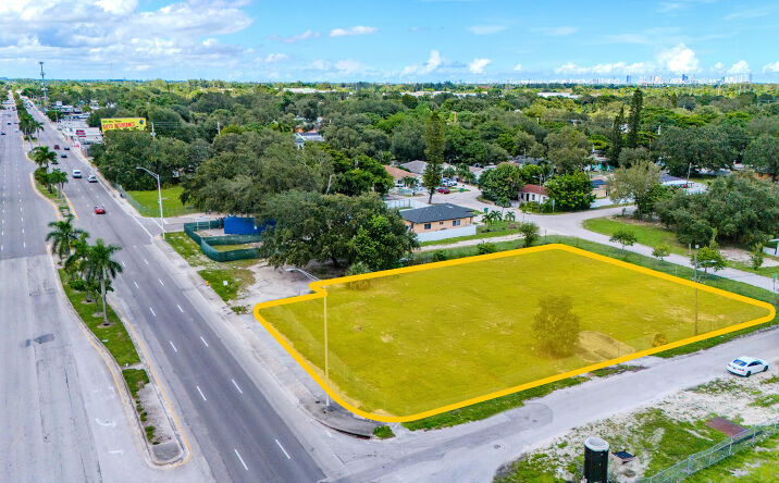Pictures of Land property located at 8901 NW 22nd Ave, Miami, FL 33147 for sales - image #1