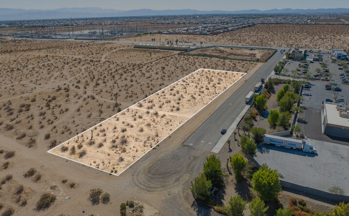 Pictures of Land property located at Cantina St, Victorville, CA 92392 for sales - image #1