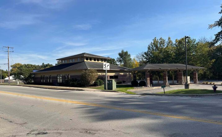 Pictures of Retail, Office property located at 1779 School Lane, Suamico, WI 54173 for sales - image #1