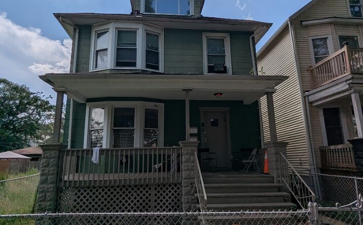 Pictures of Multifamily property located at 10734 S Prairie Avenue, Chicago, IL 60628 for sales - image #1