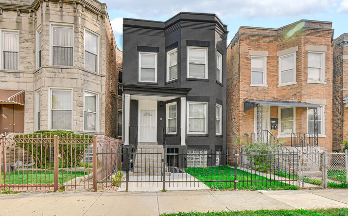 Pictures of Multifamily property located at 6415 S Evans Avenue, Chicago, IL 60637 for sales - image #1