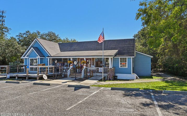 Pictures of Mixed Use, Office, Retail, Industrial property located at 1017 BLANDING Boulevard, Orange Park, FL 32065 for sales - image #1