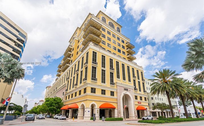 Pictures of Office property located at 2020 Ponce De Leon Blvd # 1007, Coral Gables, FL 33134 for sales - image #1