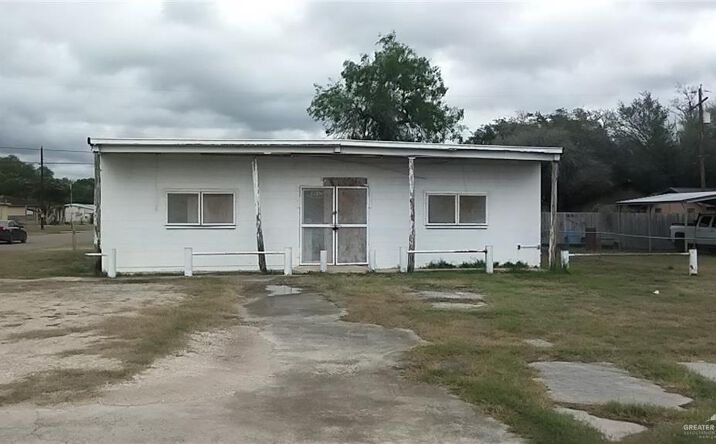 Pictures of Retail property located at 514 W Rice Street, Falfurrias, TX 78355 for sales - image #1